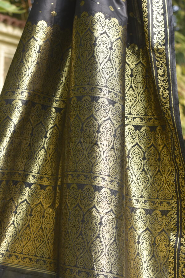 naaz – black banarsi silk saari