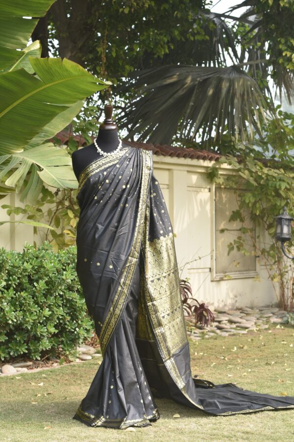 naaz – black banarsi silk saari