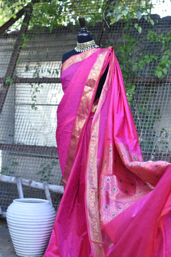 rozina – rani pink banarsi silk saari