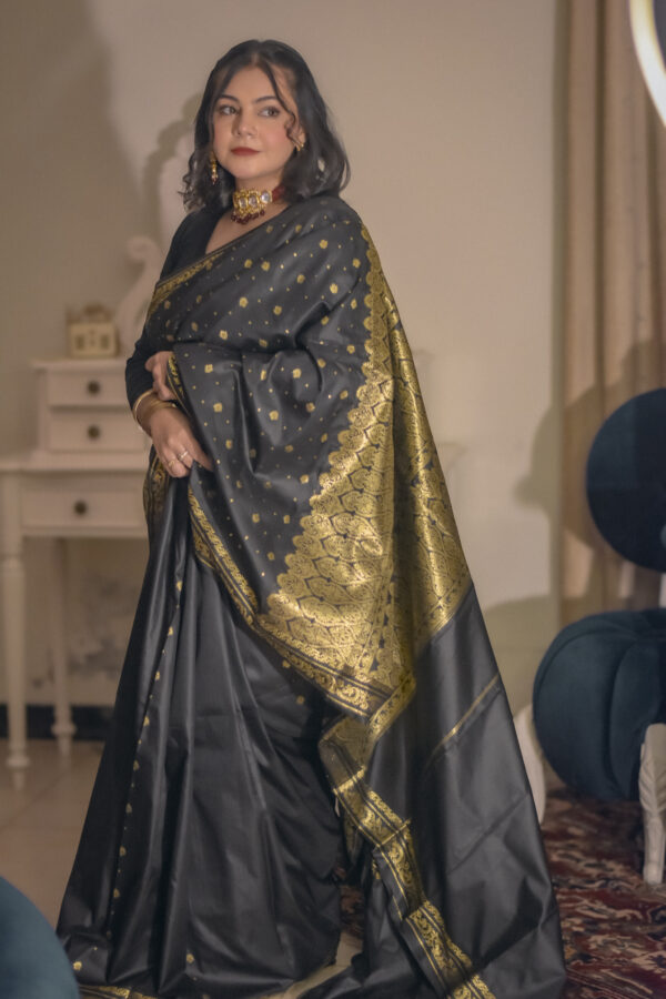 naaz – black banarsi silk saari