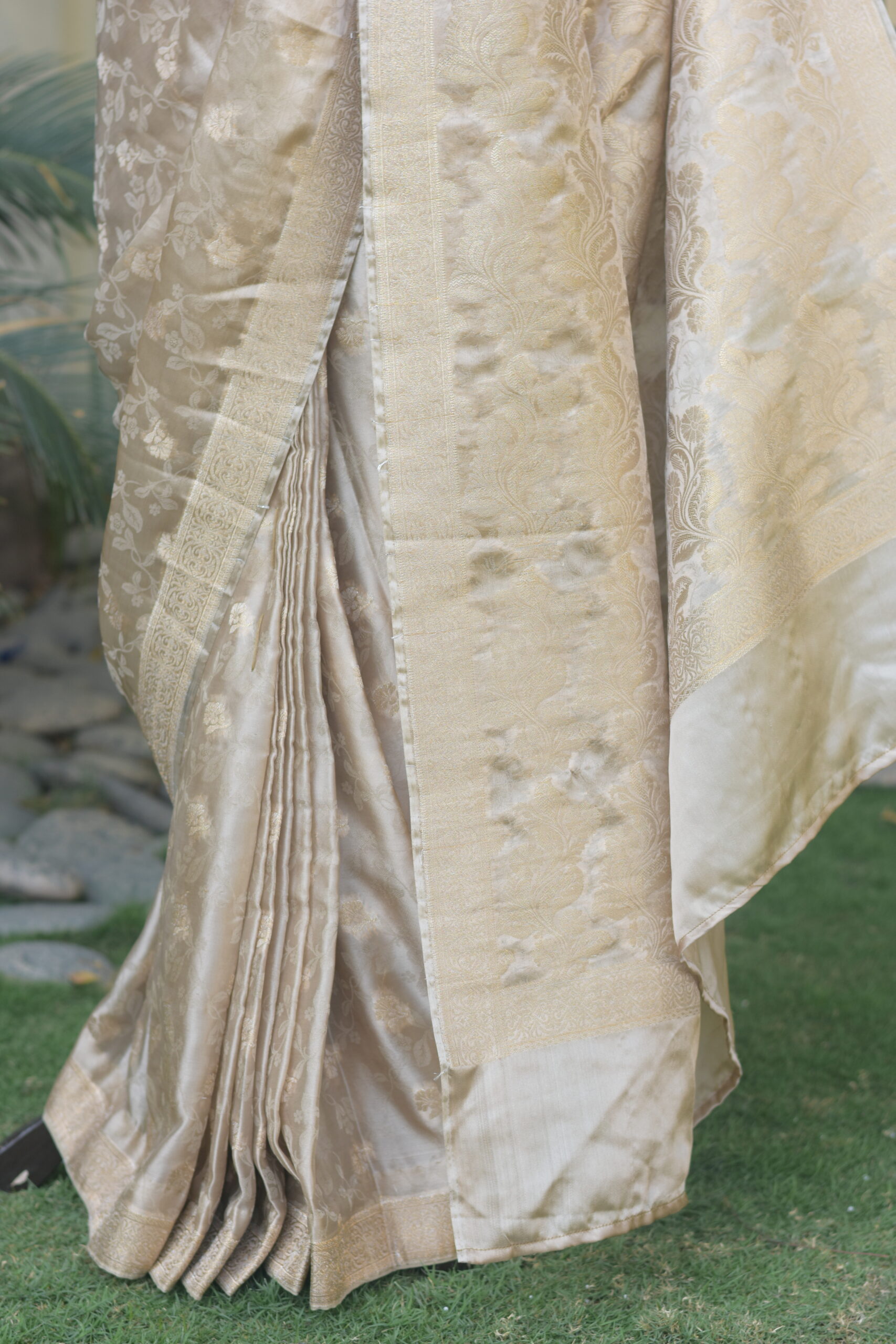 ivory silk banarsi saari ivory silk banarsi saari
