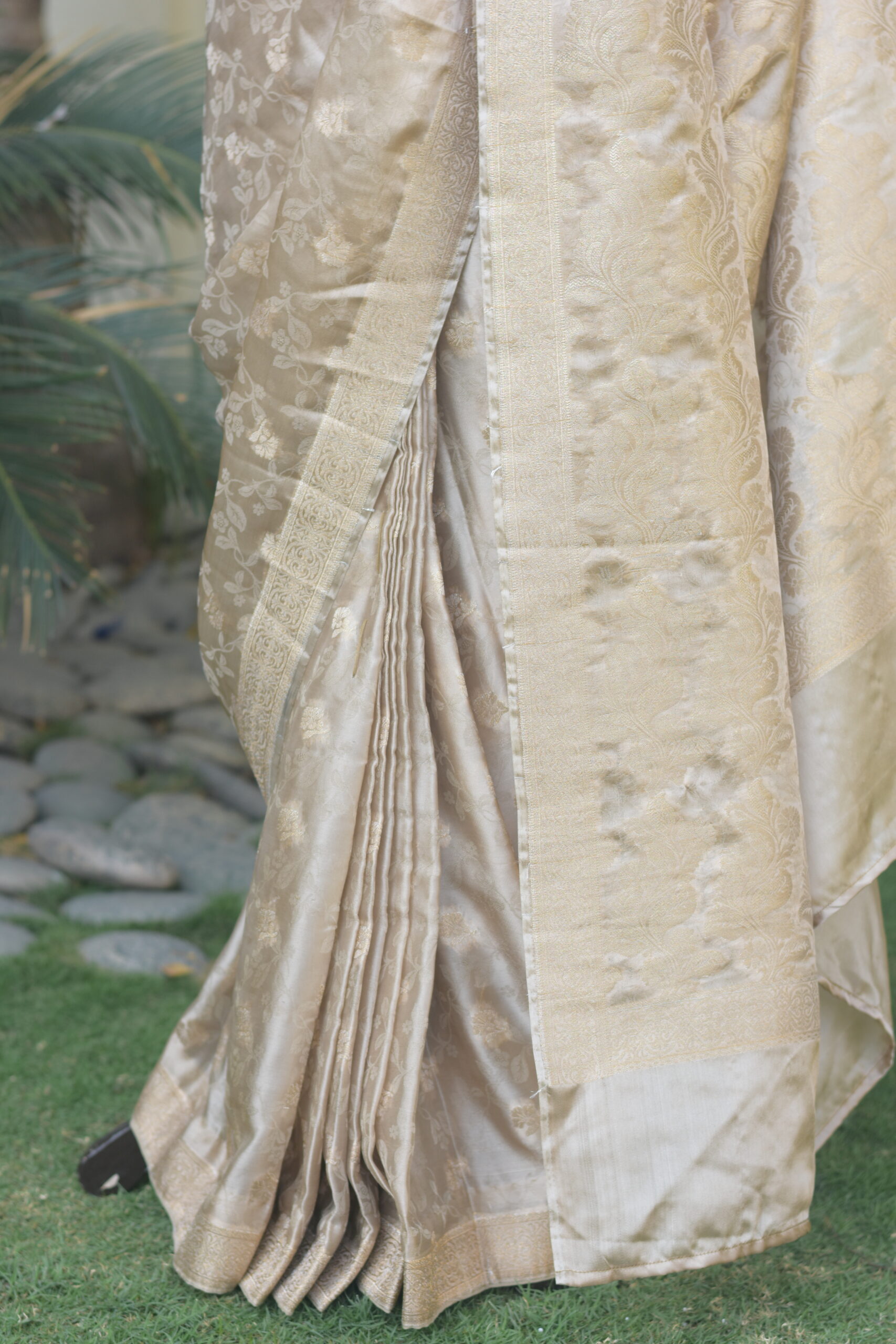 ivory silk banarsi saari ivory silk banarsi saari