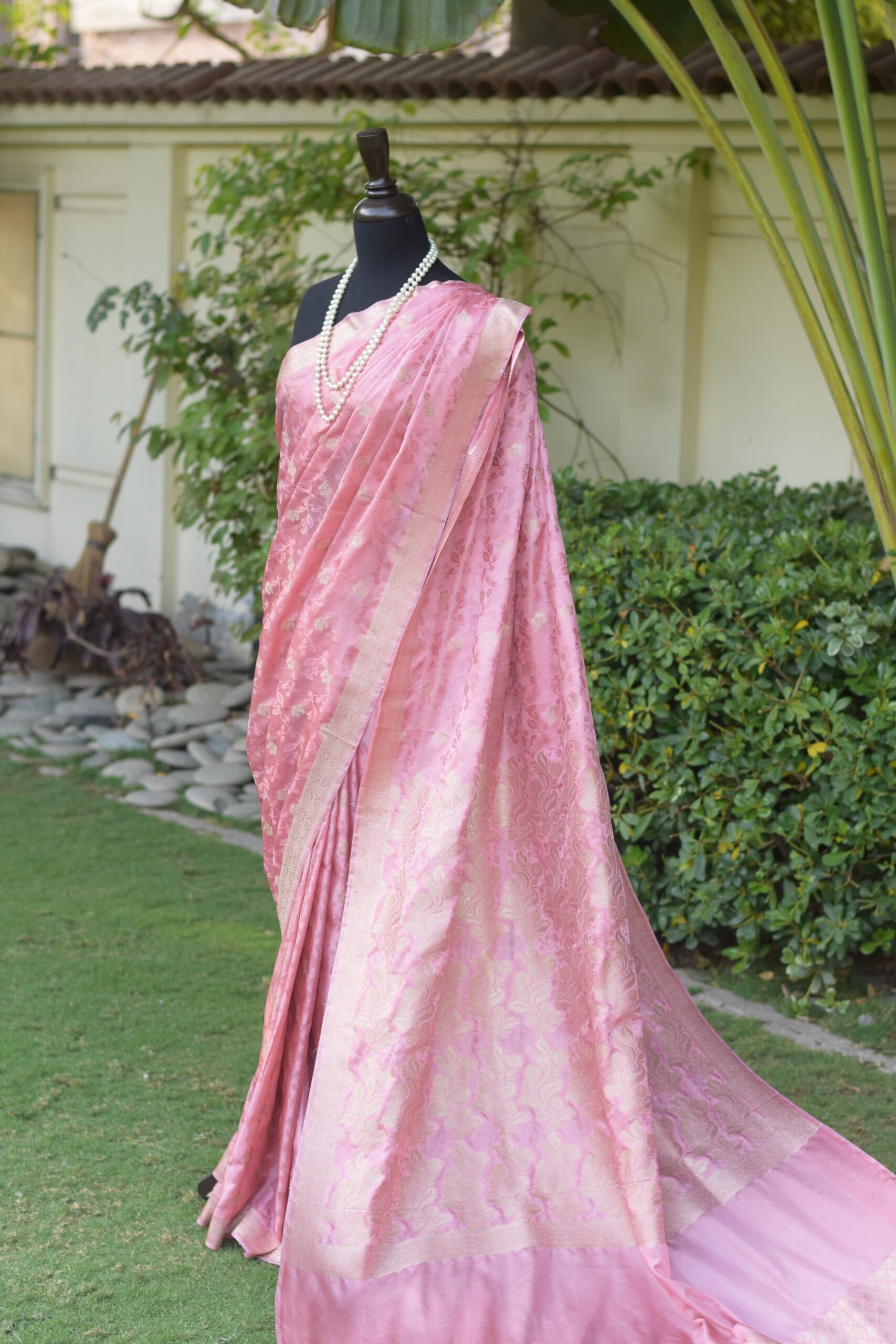 sara banarsi silk sara banarsi silk